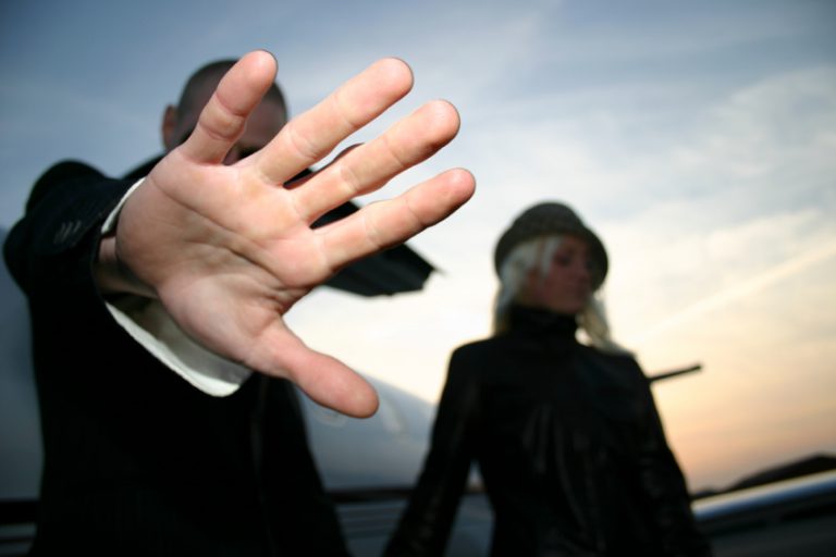 Personal-Protection-VIPandhand
