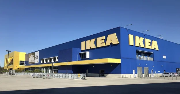 1024px-Ikea_Logan_store
