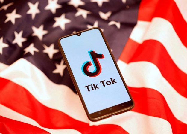 2023-05-18T214856Z_1123308786_RC2811A5S27D_RTRMADP_3_USA-TIKTOK-MONTANA-ตัดแล้ว
