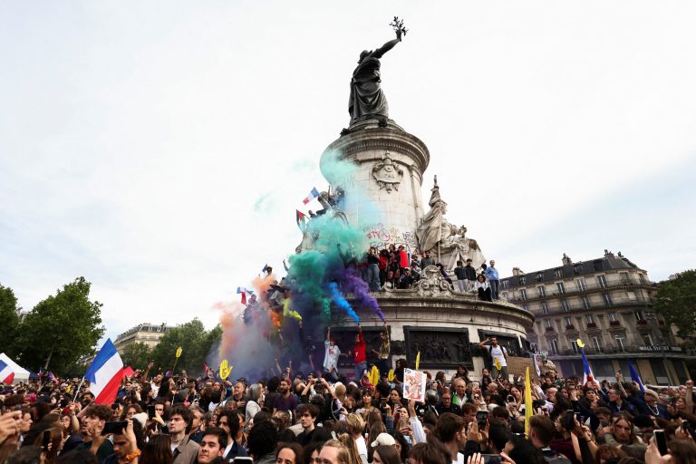 2024-07-03T193539Z_931801972_RC2VN8ACLWRA_RTRMADP_3_FRANCE-ELECTION-PROTEST-scaled