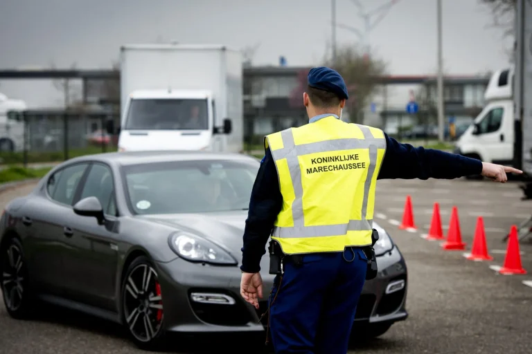 AFP__20140318__Par7824941__v1__HighRes__NetherlandsNuclearSecurtiy